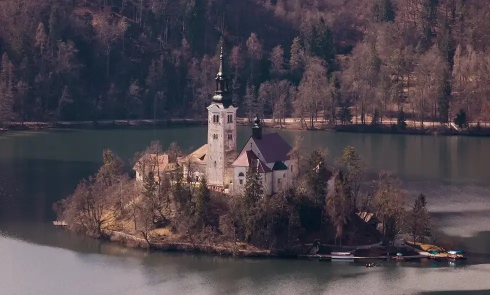 Travel options by car in Slovenia