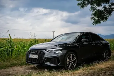 Systém slovenských diaľničných známok a diaľnic